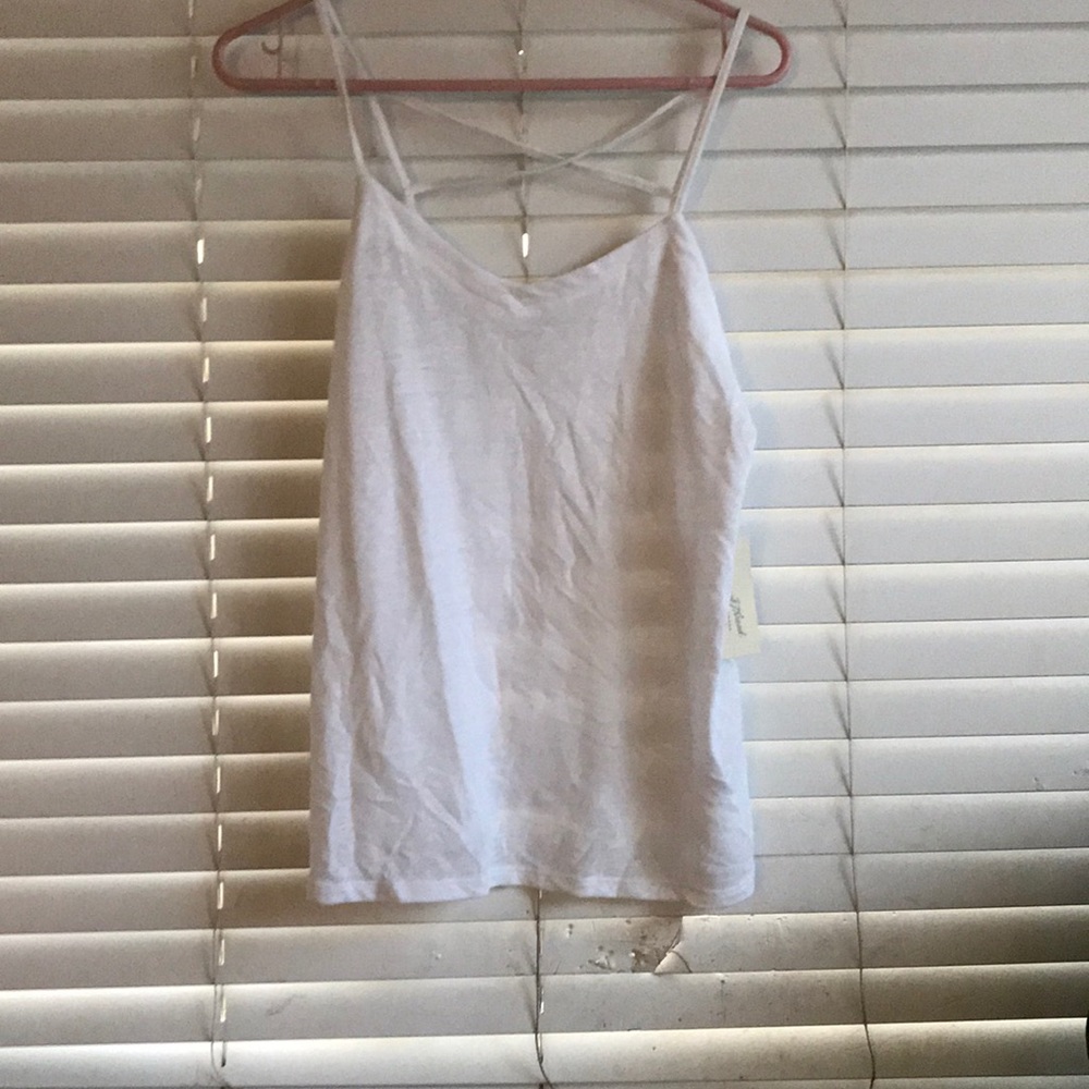 White cris cross strap tank top